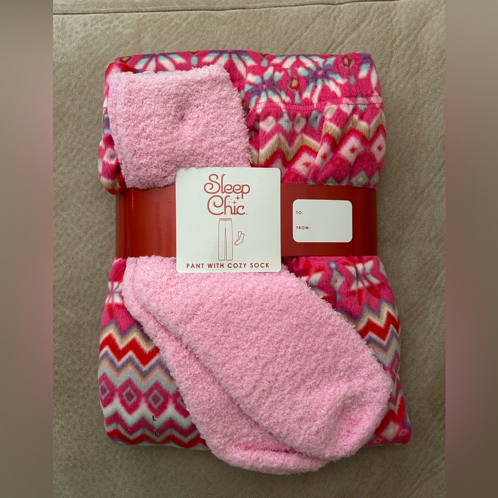 NWT Sleep Chic Pink Patterned Pajama Pants with Matching Socks